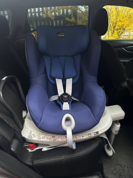 Britax Romer dualfix автокрісло що крутиться на 360° в супер стані!  ГАРНИЙ ТОРГ!