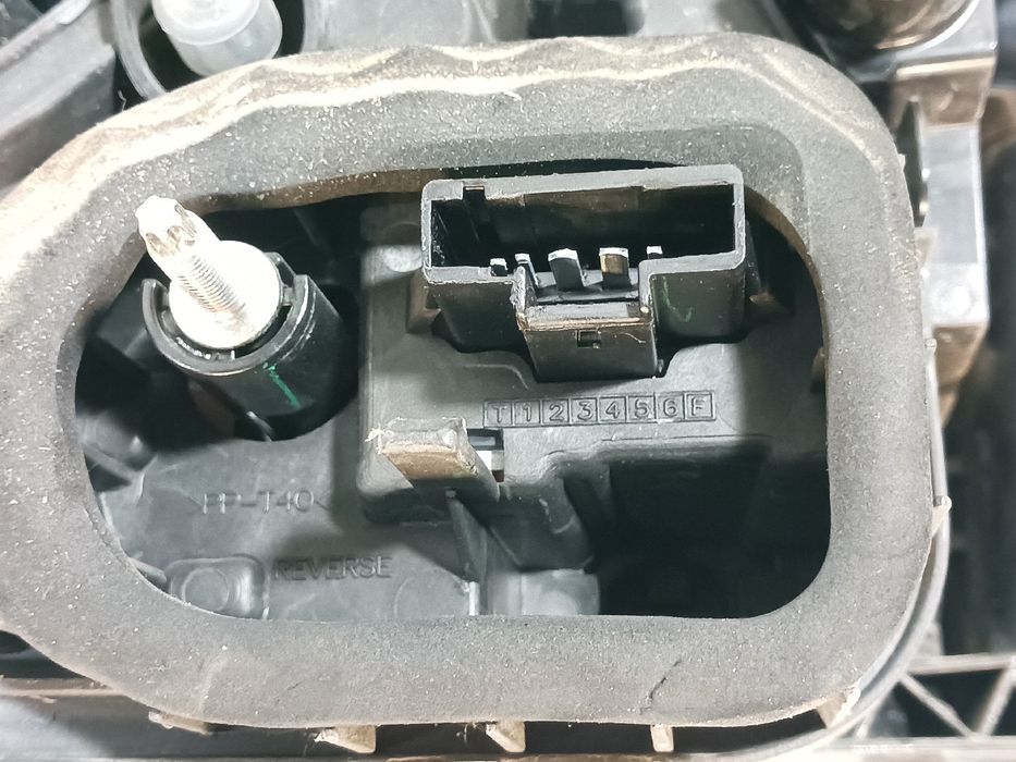 Farolim direito CITROËN C4 Cactus Enterprise (0B_, 0P_)