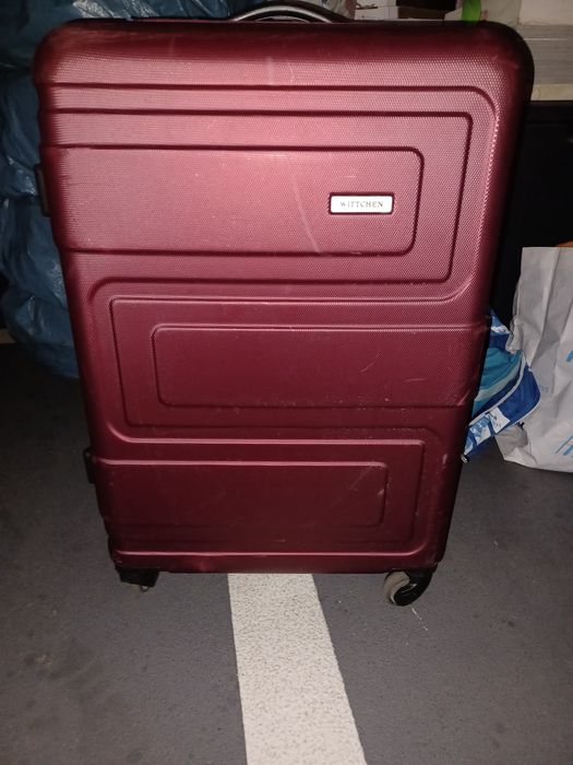 Walizka podróżna firmy wittchen