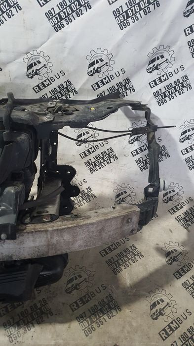 Передня панель радіаторів, телевізор Mercedes-Benz w211 E-class e220