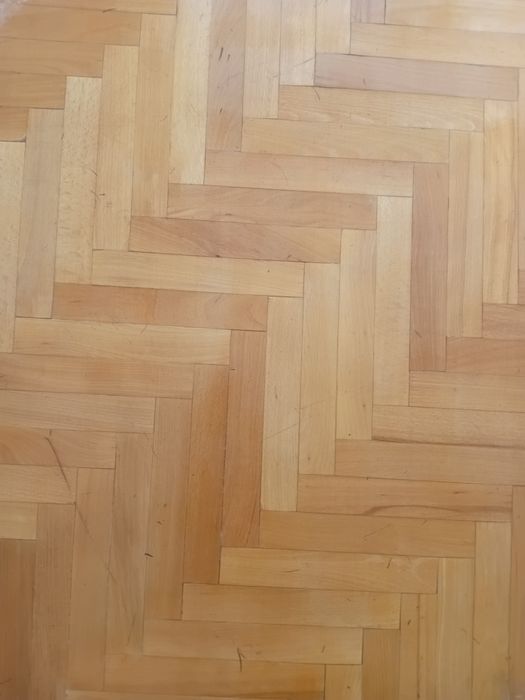 Паркетна дошка, в хорошому стані