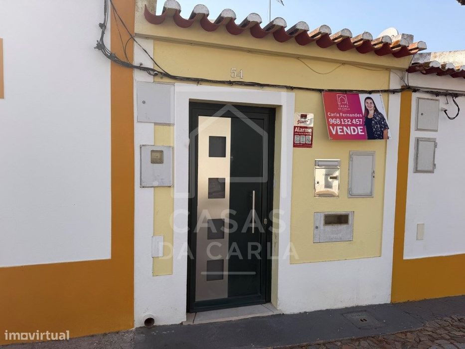 T2+2 Villa with Patio and Garage in Faro do Alentejo