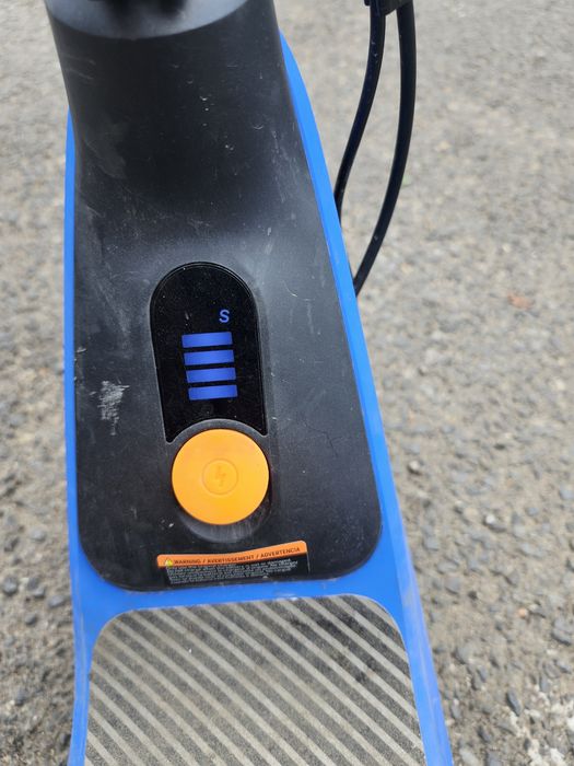 Ninebot C2 Lite — дитячий електросамокат від Segway