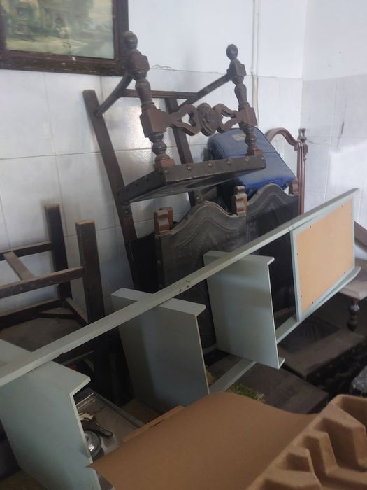 Mobília usada,recheio.