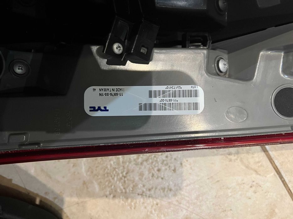 Фара зад ліва Хонда СРВ 5 usa