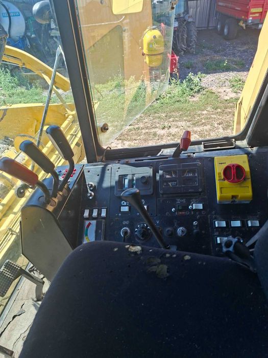 Kombajn New Holland TX34