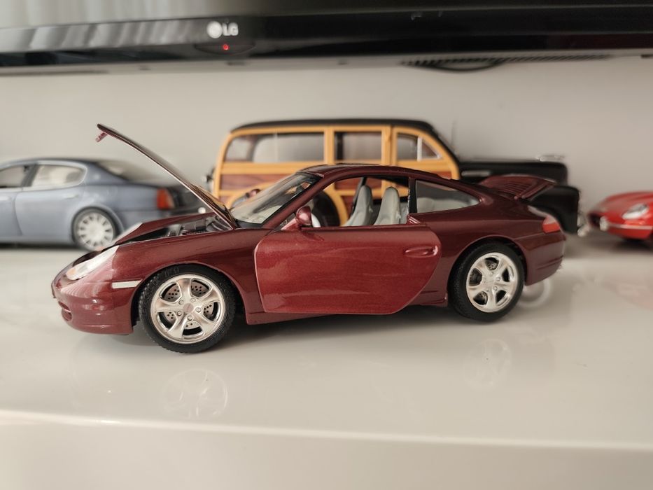 1/18 Porsche Carrera 911 burago carro coleção miniatura