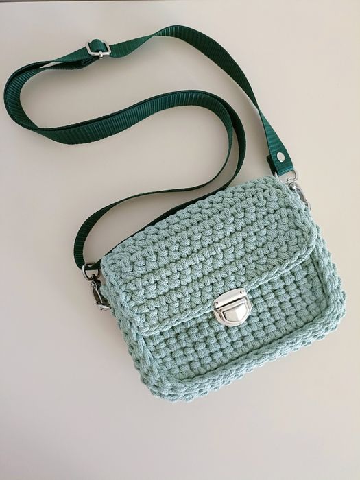 Torebka ze sznurka z paskiem regulowanym handmade