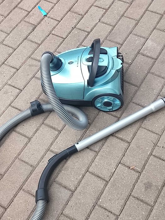 Mocny odkurzacz workowy, używany  .MANTA - 1800W Polecam!