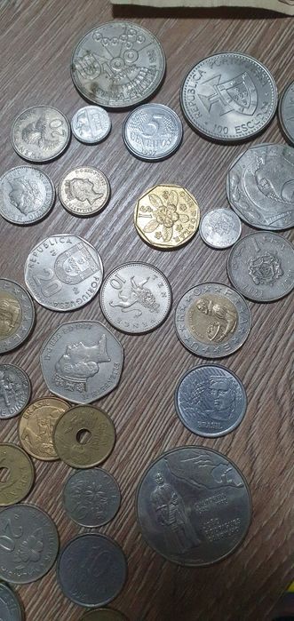 Notas e moedas coleção