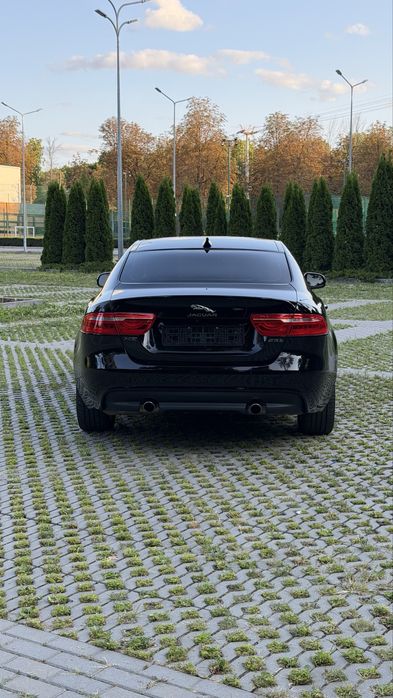 Jaguar XE 2017 VIN SAJAD4FXXJCP29452 фото оголошення 4 з 8