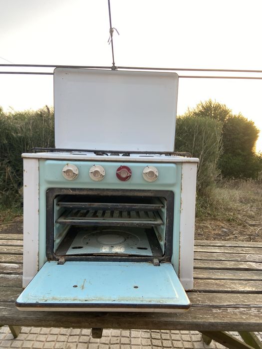 Fogão a Gás Vintage “Presmalt” – Ideal para Restauro