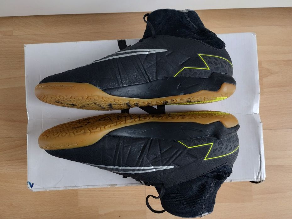Buty piłkarskie halówki 38 Nike HypervenomX Proximo IC halowe