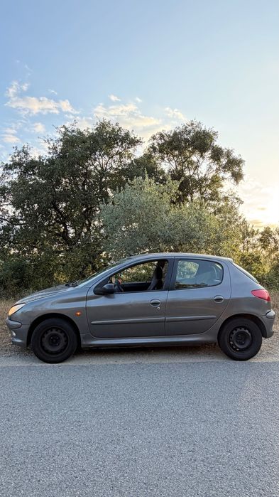Peugeot 206 — fotografia 3