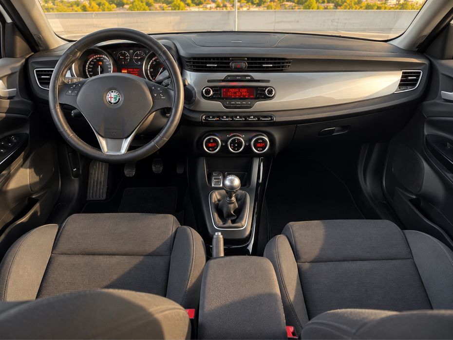 Alfa romeo Giulietta 1.6 JTDM — photo 5