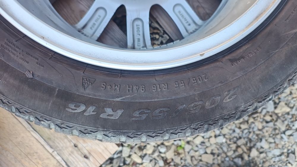 Felgi Mazda 3 , opony Pirelli All Season Cinturato