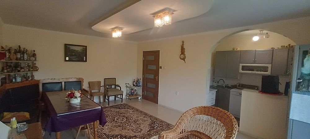 Оренда чудового, великого будинку в одному з кращих районів міста!