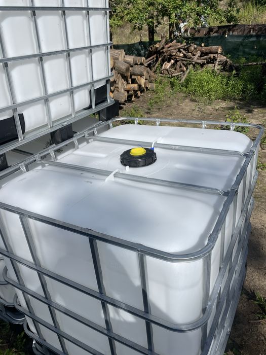 Mauzer 1000 l Na palecie metalowej