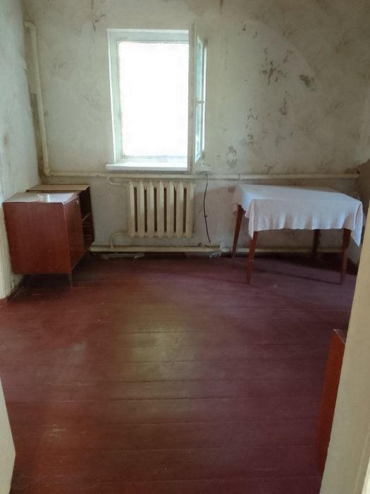 Продам будинок у Фастові, 64,1 м², 5 соток, газ, гараж, 10 хв до вокзалу, 60 км від Києва