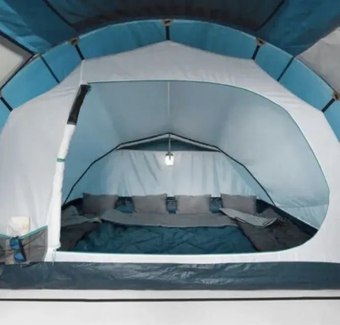 Кемпінговий намет Quechua MH100 XXL 4-місний