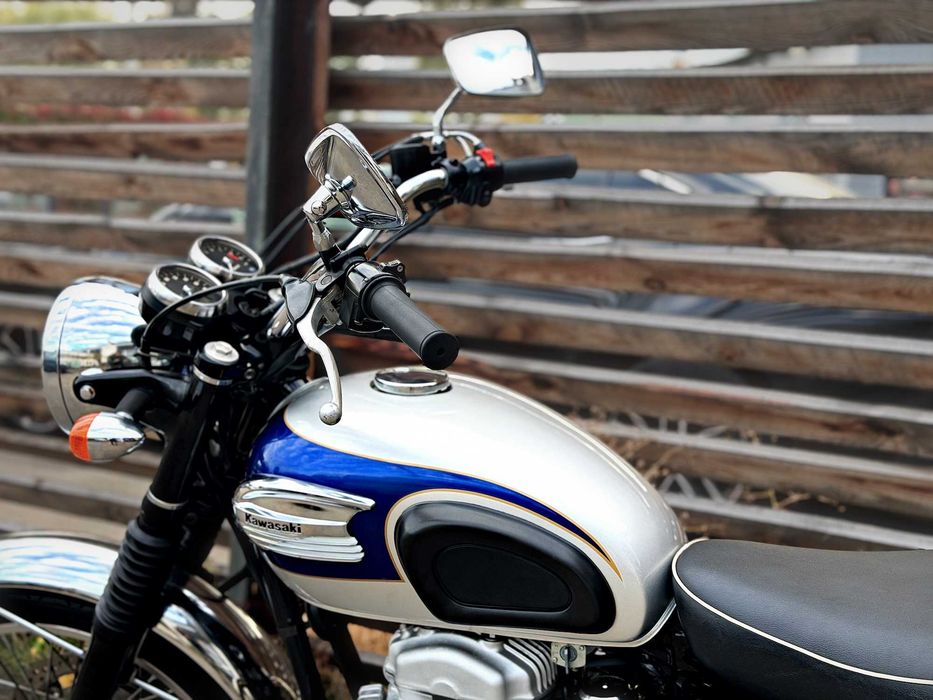 Kawasaki W650 2000 року, 1,3 тис. км пробігу