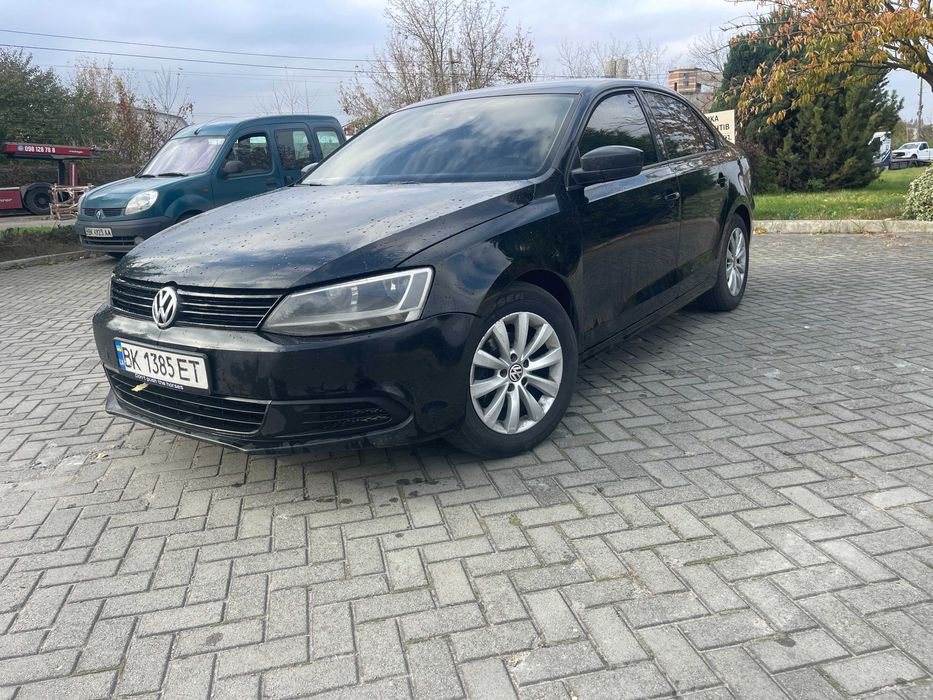 Оренда авто volkswagen jetta Toyta camry 2013-2015р