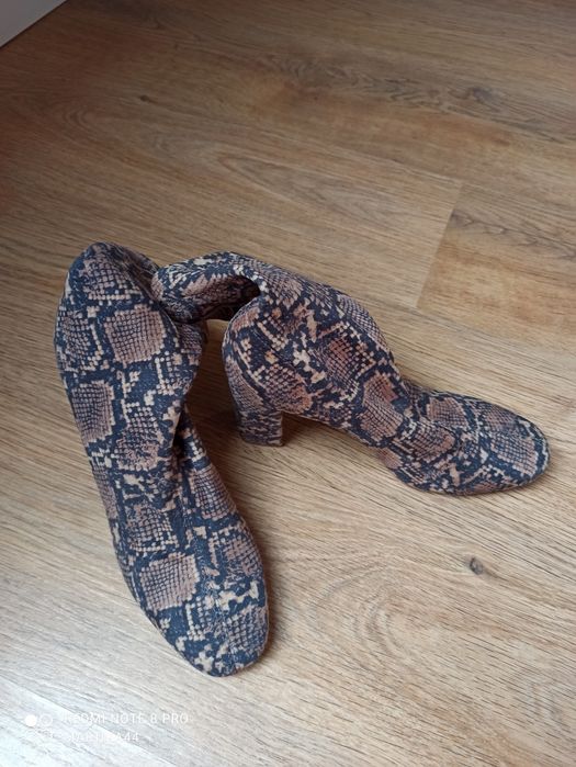 Botki brązowe, karmelowe 38