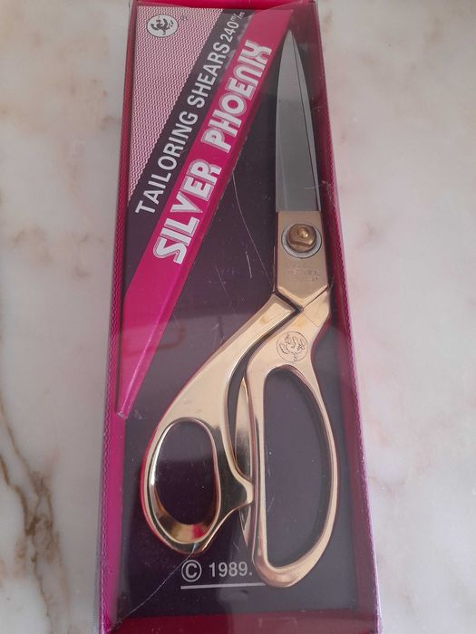 Tesoura profissional de tecido