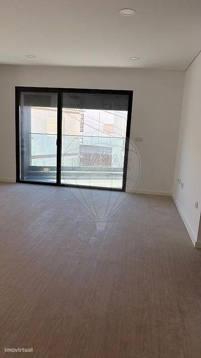 Apartamento T2 para venda — Esgueira, Aveiro
