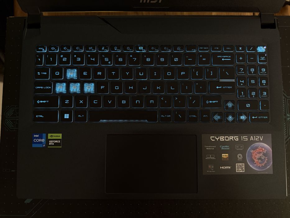 MSI Cyborg 15 i7 12 gen RTX 4050 32GB RAM 1TB SSD laptop gamingowy
