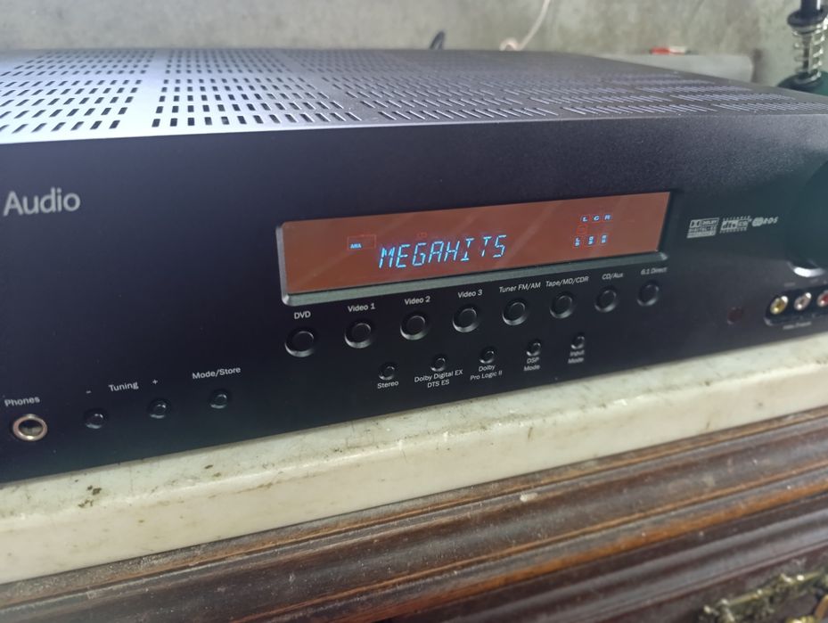 Cinema Hoom Cambridge 615W com comando.