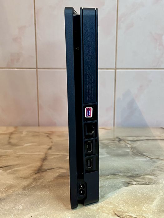 Sony PlayStation 4 Slim 1tb + 2 джойстика. Гарантия!