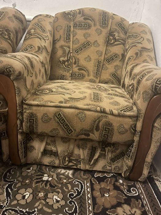 Продам мягке крісло