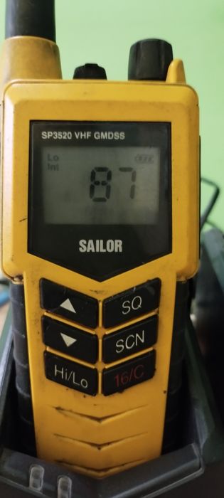 Радиостанции Sailor 3520 пара.