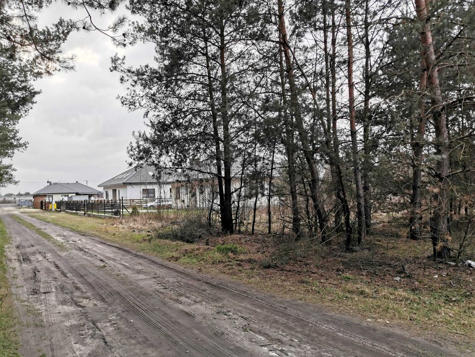 Budynek gospodarczy na dużej działce Otwock, Sobienie Biskupie