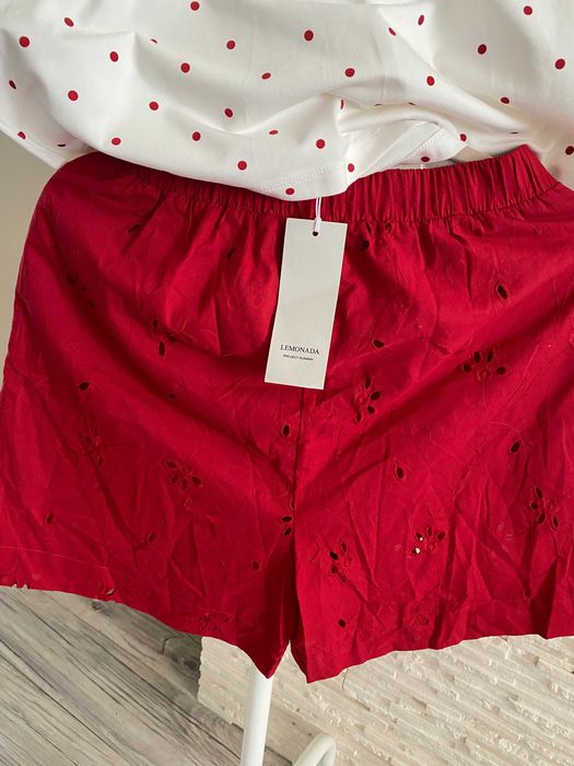 Lemonada nowe spodenki ażurowe na gumie czerwone