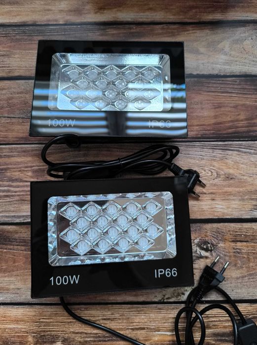 2 Pak Lampa LED z czarnym światłem UV 100W IP66 395-405nm