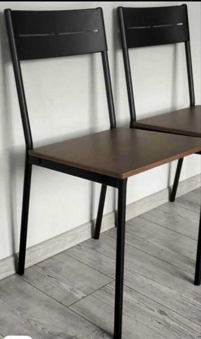 Stolik kawowy IKEA Linmnon/ melltrop/ Vihals  plus krzesla