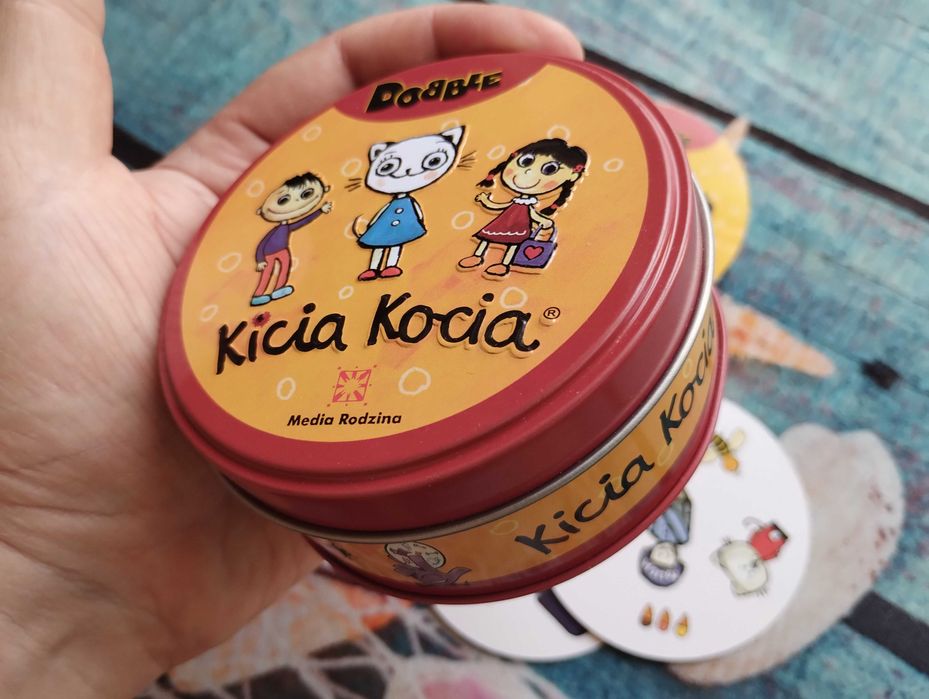 Gra karciana prezent dla dzieci Kicia Kocia Dobble BOX