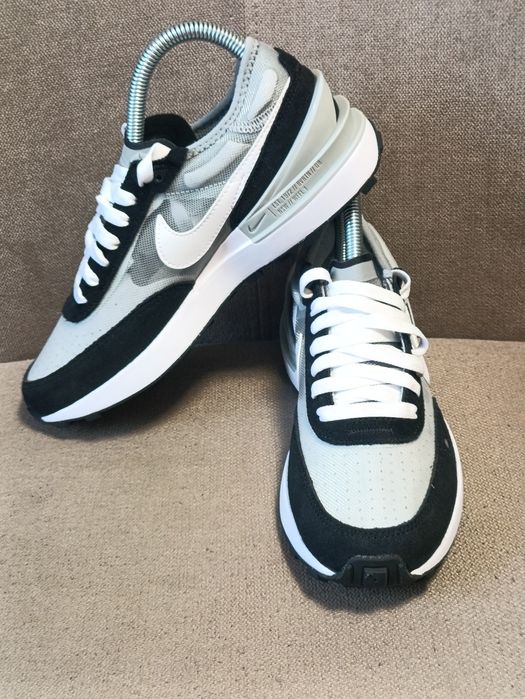 Nike Waffle One SE розмір 36.5 устілка 24 см