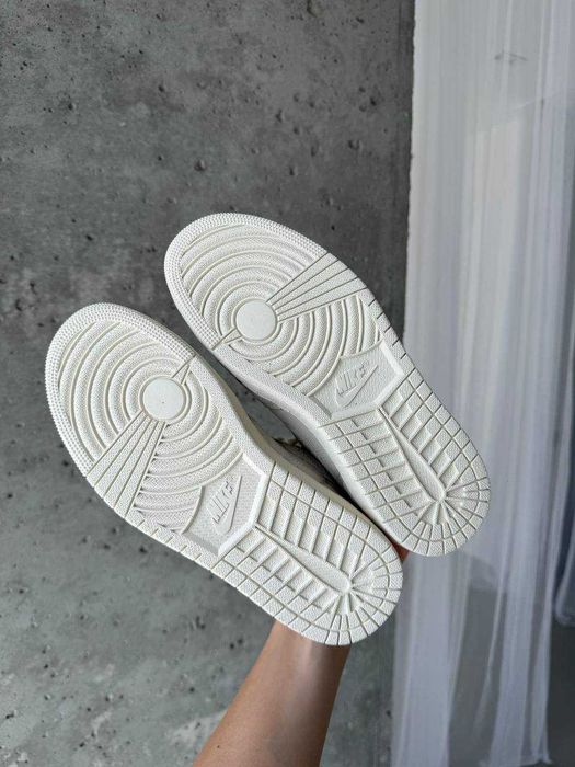 Кросівки Nike Air Jordan 1 low Craft Beige premium u2