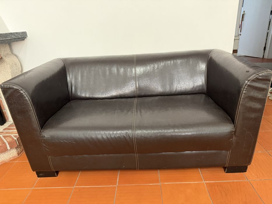 Sofa 2 lugares castanho