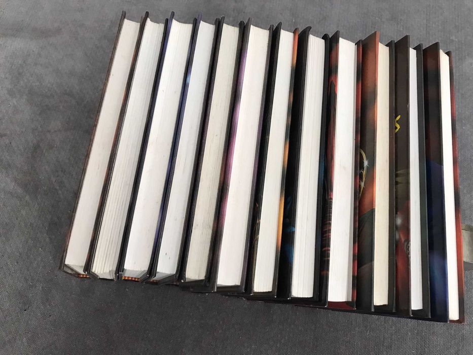 Biblioteca Hitchcock - 12 volumes. Coleção completa. Como novos