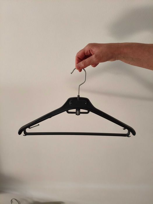 50 cabides pretos para camisas calças vestidos