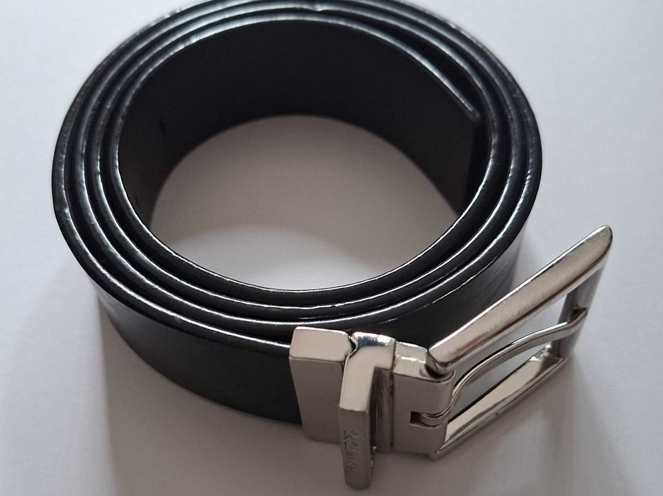 Cinto original CK Calvin Klein Reversível, em pele / couro, com 115cm