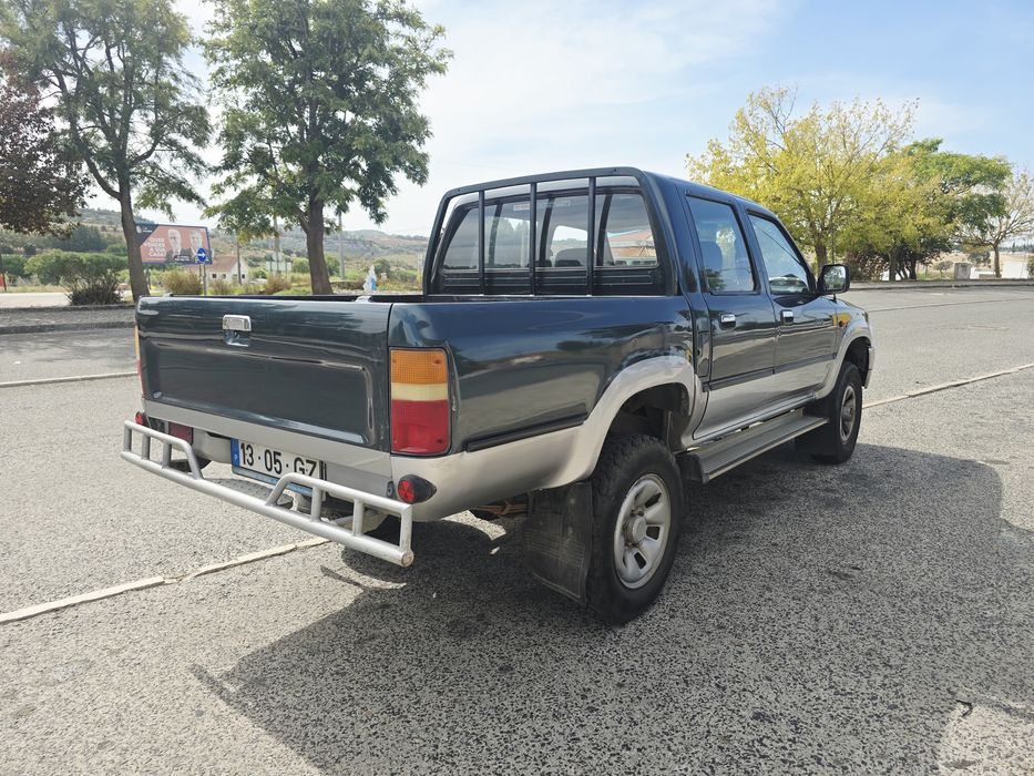 Toyota Hilux 4x4 c/d