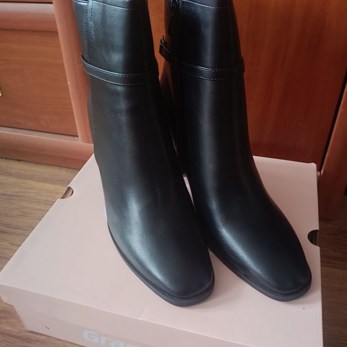 Botki damskie czarne