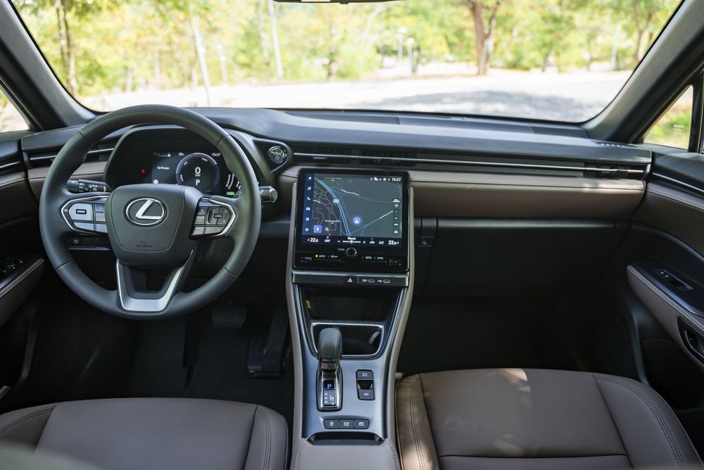 Lexus LBX Elegant530747204609648647