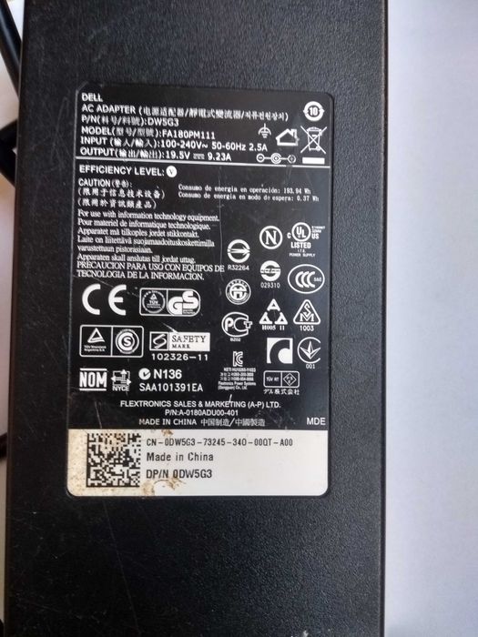 Dell D6000 dock HUB  + zasilacz 130W