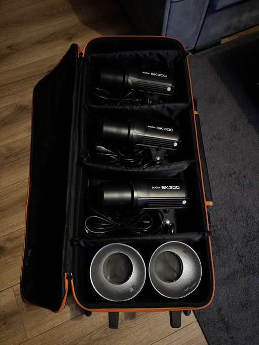 Zestaw lamp studyjnych GODOX SK300